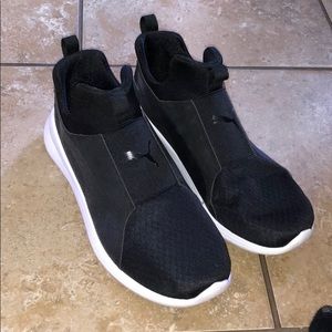 Puma Sneakers